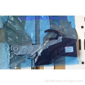 YAMAHA SS 8MM motorized feeder